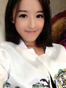 娱乐吃瓜新晋小花无黑料